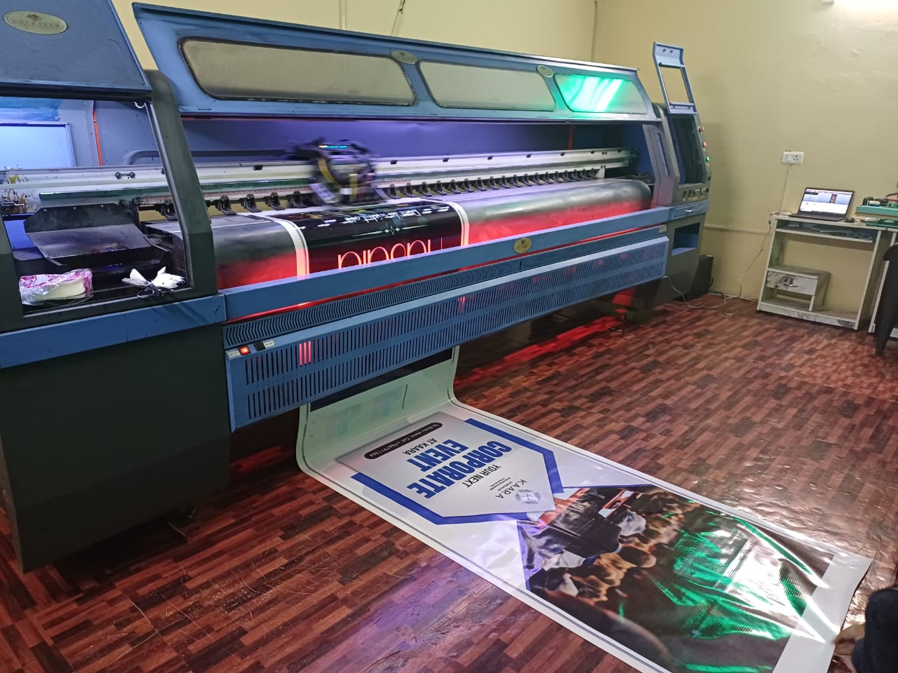 Normal Blackout Flex 180–220 GSM – Premium Light-Blocking Banner Printing Material