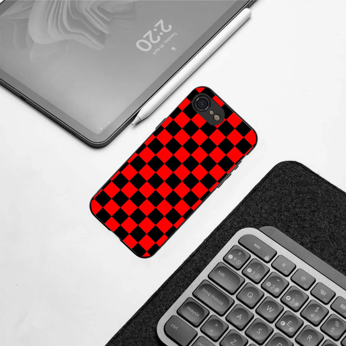 Red & Black Pattern phone case for iphone 16E | Glass case